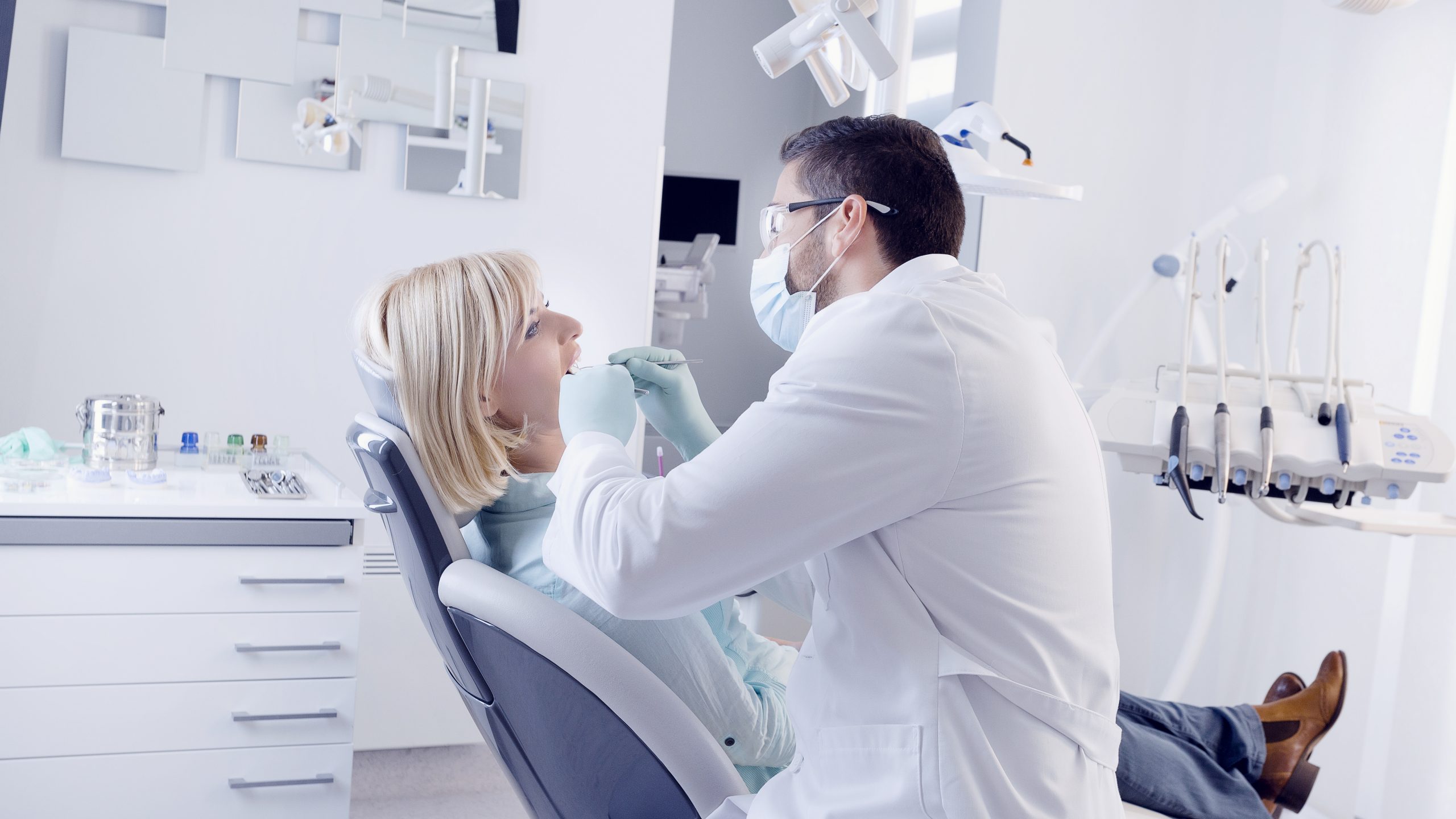 Dentist in Riverdale, GA